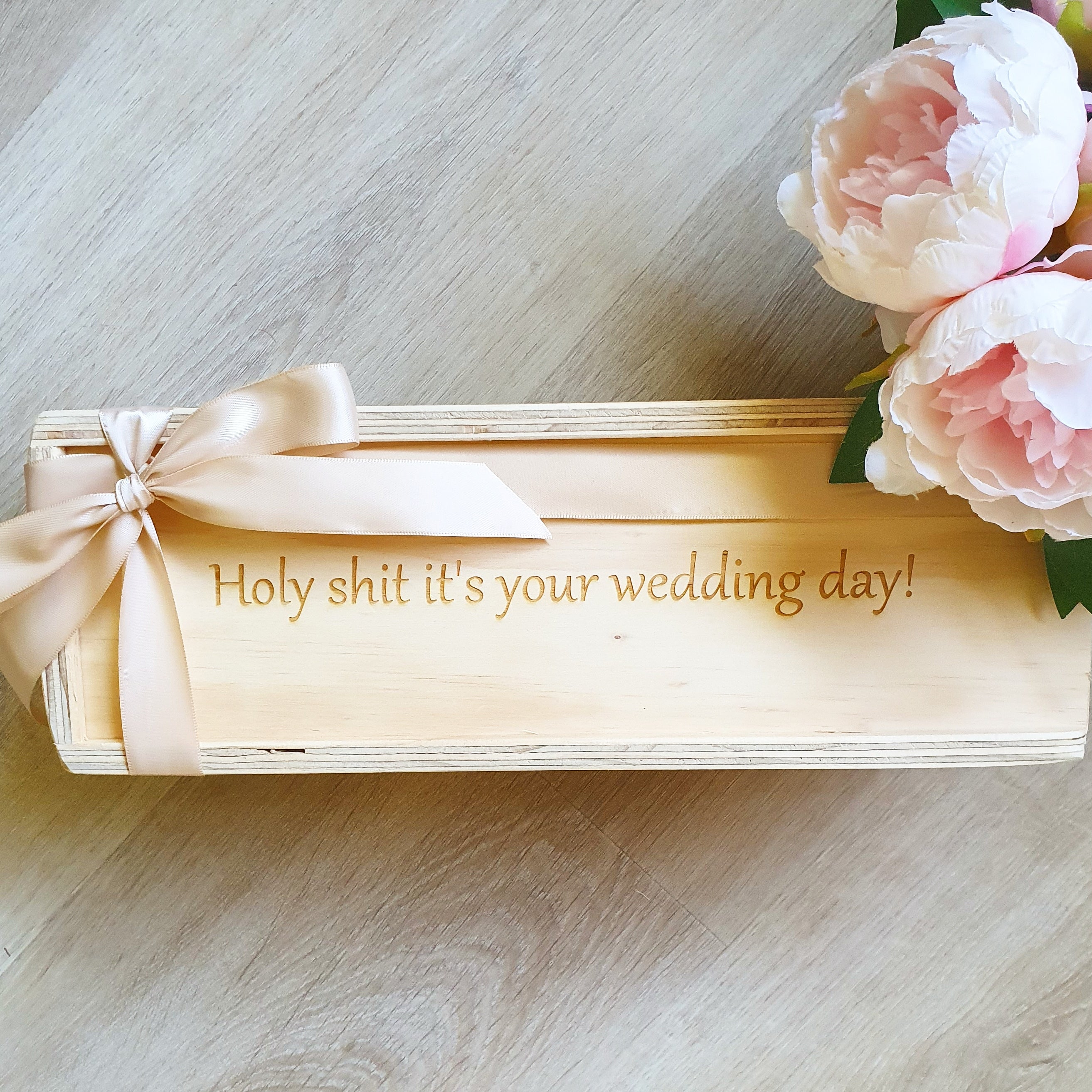 Champagne Box Hamper