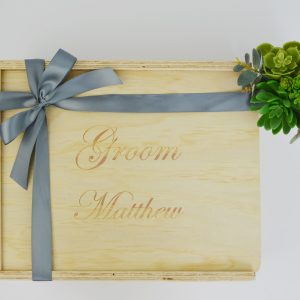 groom custom engraved gift box