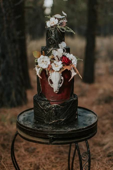 halloween wedding cake