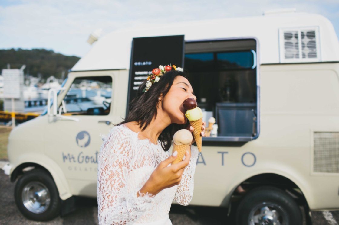 alternative food ideas for wedding mobile ice cream van